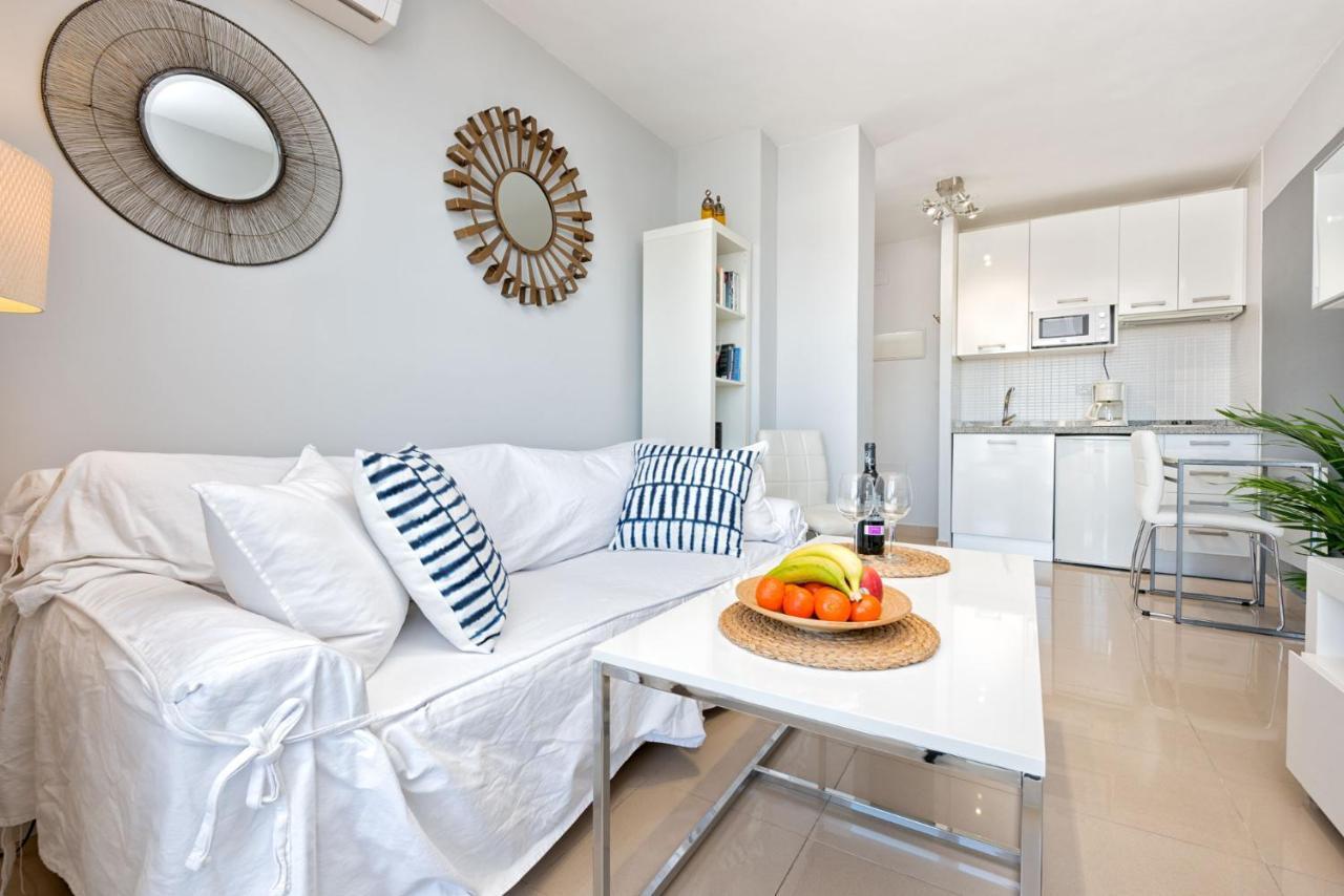 Susana Beach Apartment In Malaga By Solaga Holiday Homes מראה חיצוני תמונה