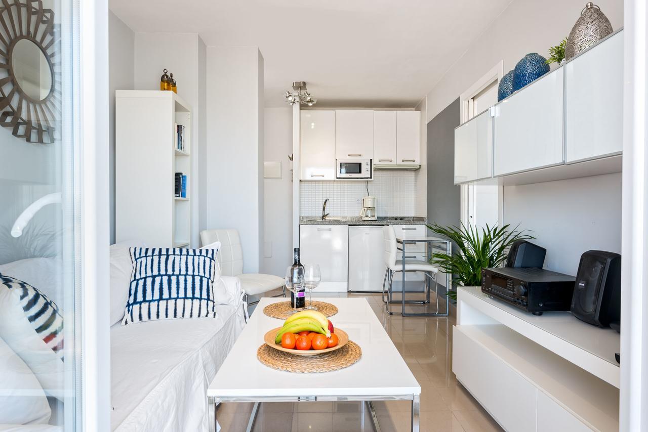 Susana Beach Apartment In Malaga By Solaga Holiday Homes מראה חיצוני תמונה